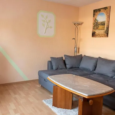 Ferienhaus Rennsteig Huhn, Glaswerkstrasse 58, 98724 Lauscha
